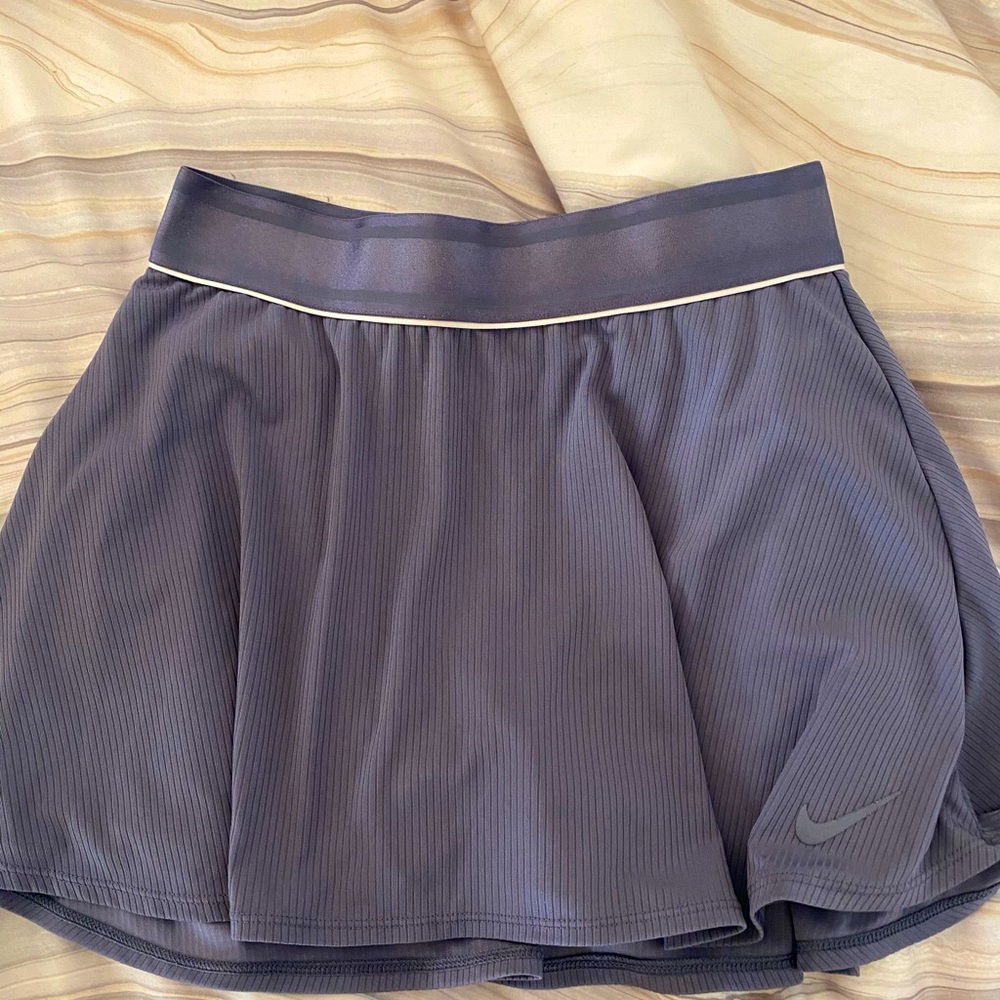 grey nike tennis skirt